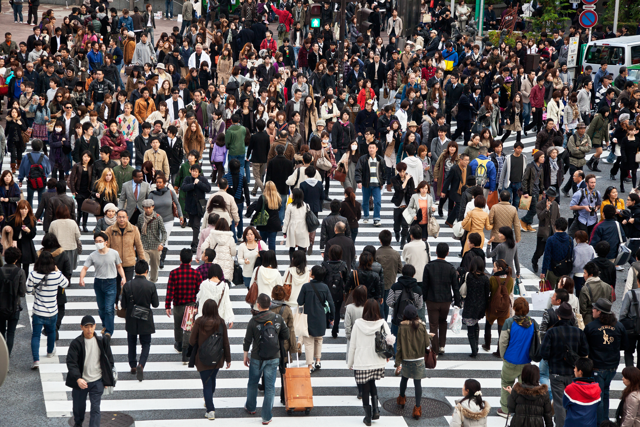 Tendința umană de a se întoarce în sens invers acelor de ceasornic